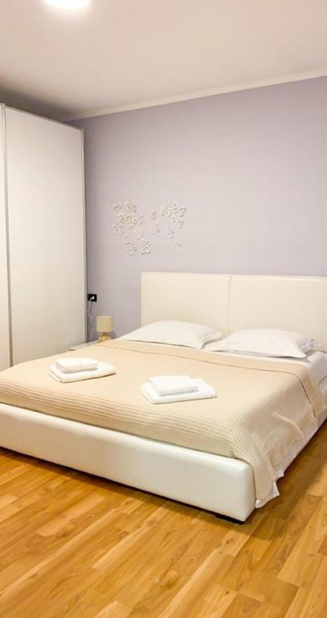 Boho Style In Center Of Tirana Appartement Buitenkant foto