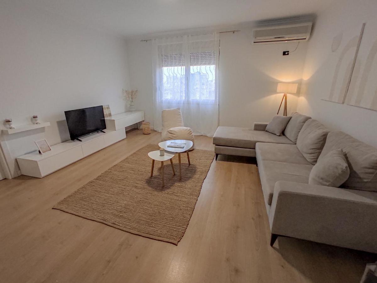 Boho Style In Center Of Tirana Appartement Buitenkant foto